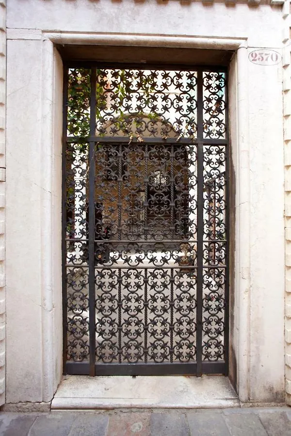 Apartament Al Mezzanino, Palazzo Torniello Wenecja